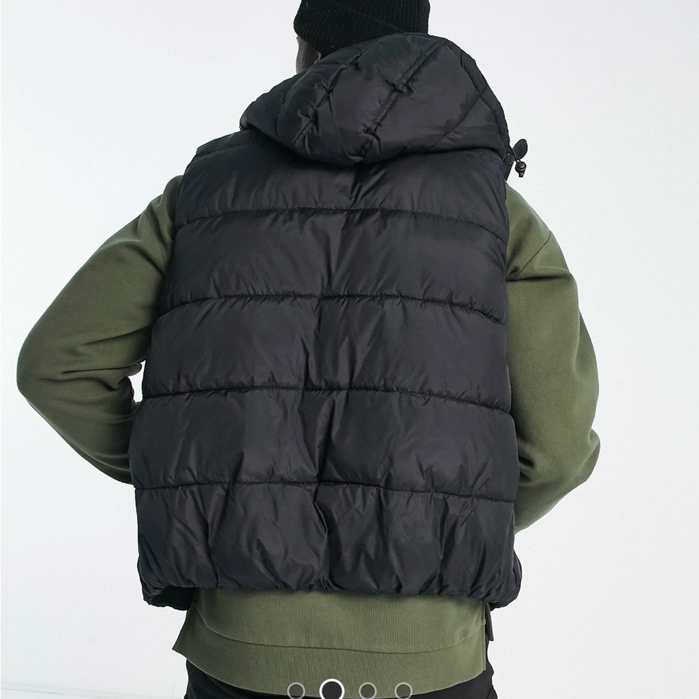 French Connection Mens Puffer Vest with hood